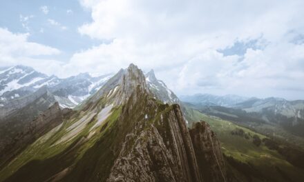Wanderlust Ancestors: Investigating Travelers and Explorers in Your Lineage